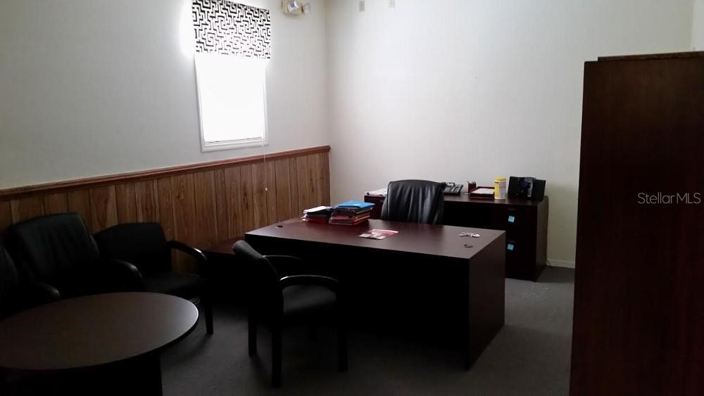 2105 W MAIN ST, LEESBURG, FL, 34748