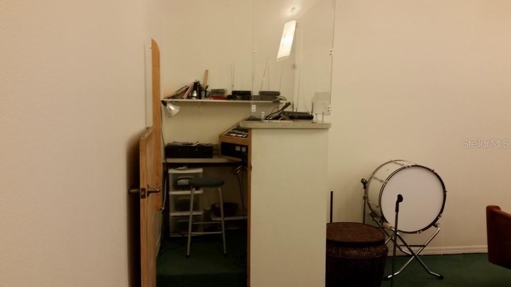 2105 W MAIN ST, LEESBURG, FL, 34748