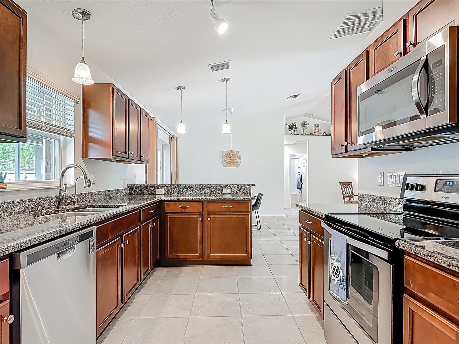 10 RAMBLING LN, PALM COAST, FL, 32164