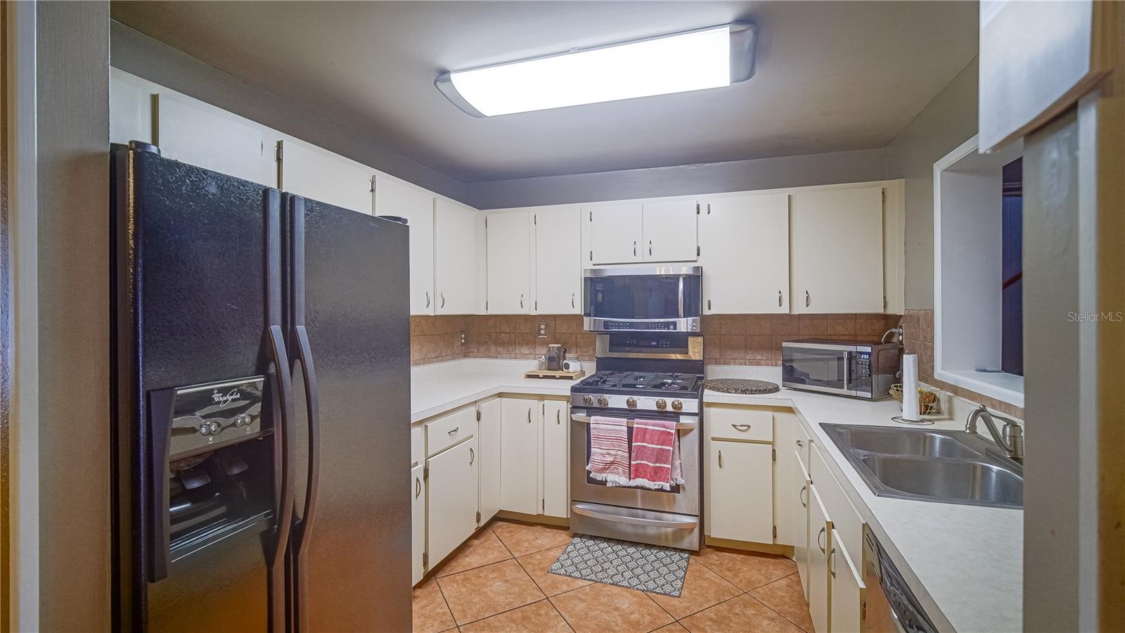 2603 VIRGINIA DR, LEESBURG, FL, 34748