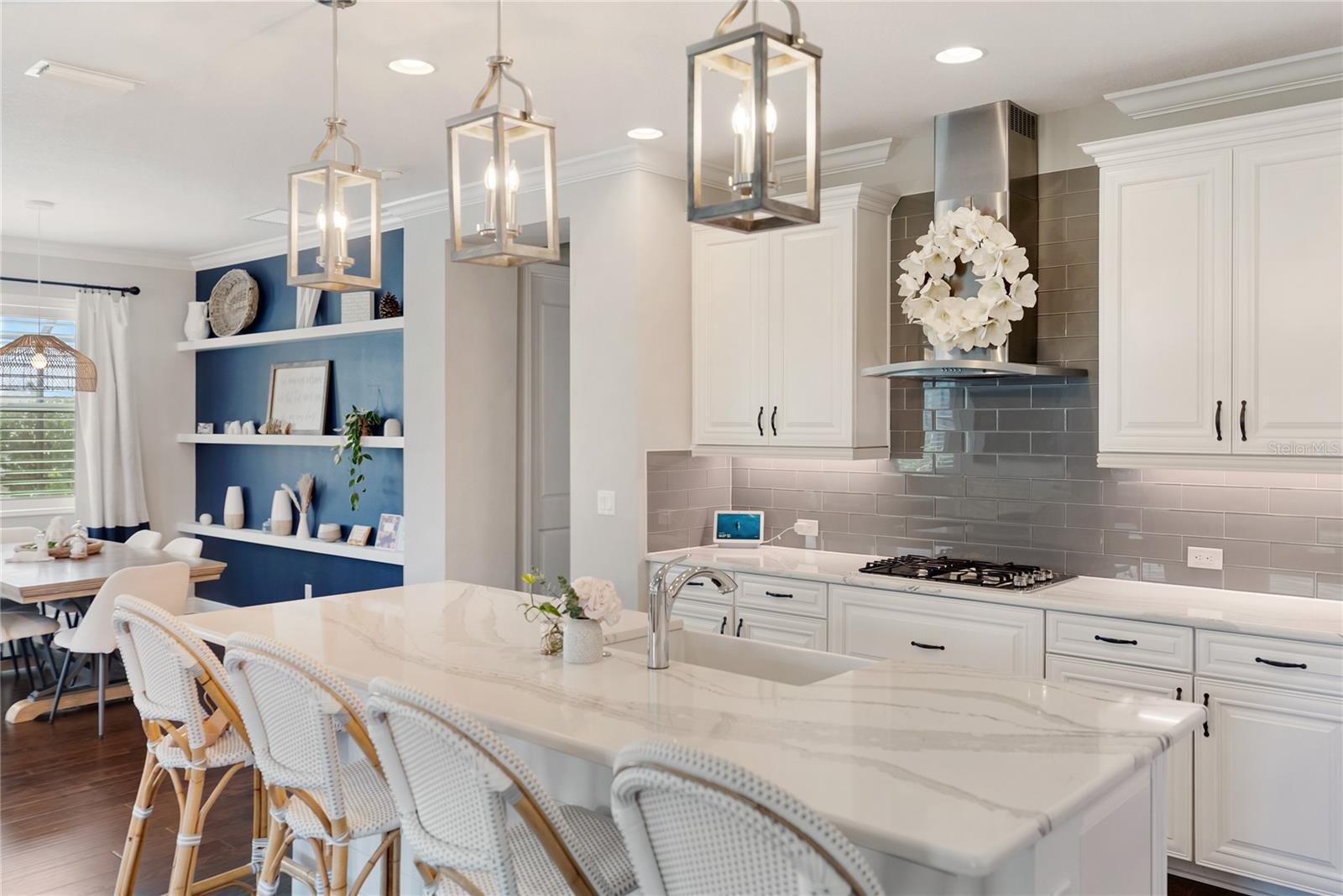 11435 APPLE TREE CIR, BRADENTON, FL, 34211