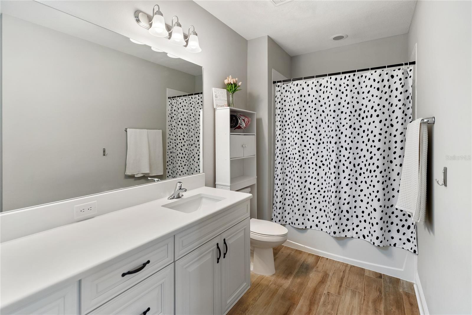 11435 APPLE TREE CIR, BRADENTON, FL, 34211