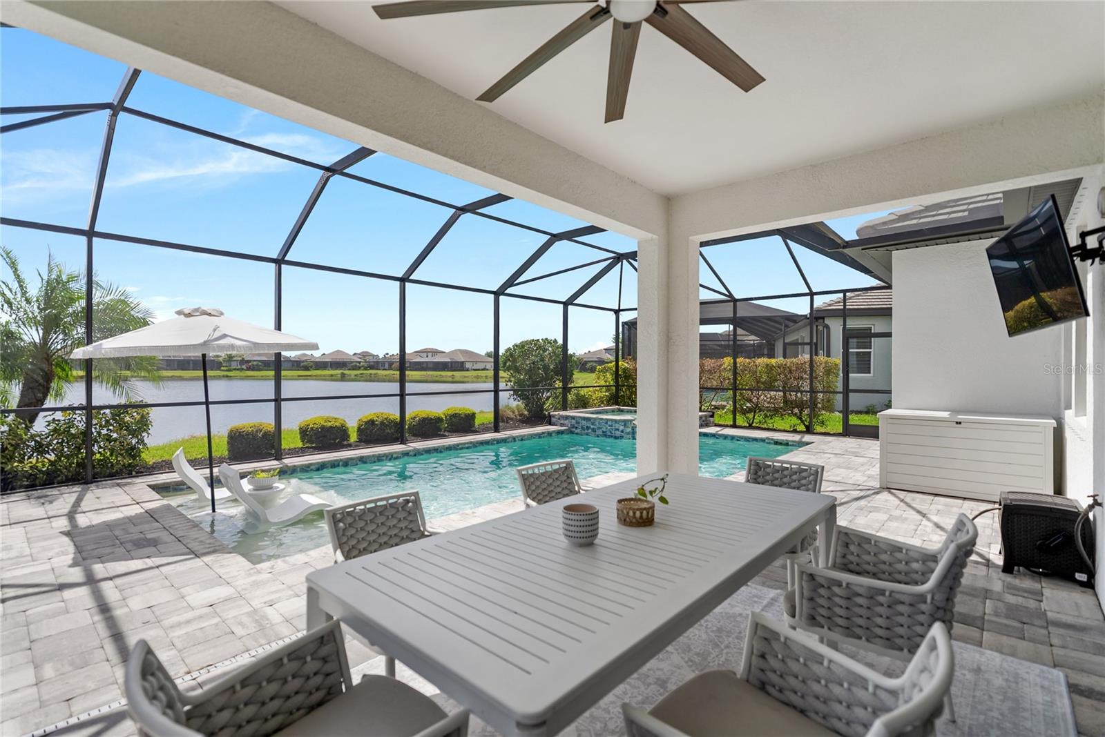 11435 APPLE TREE CIR, BRADENTON, FL, 34211