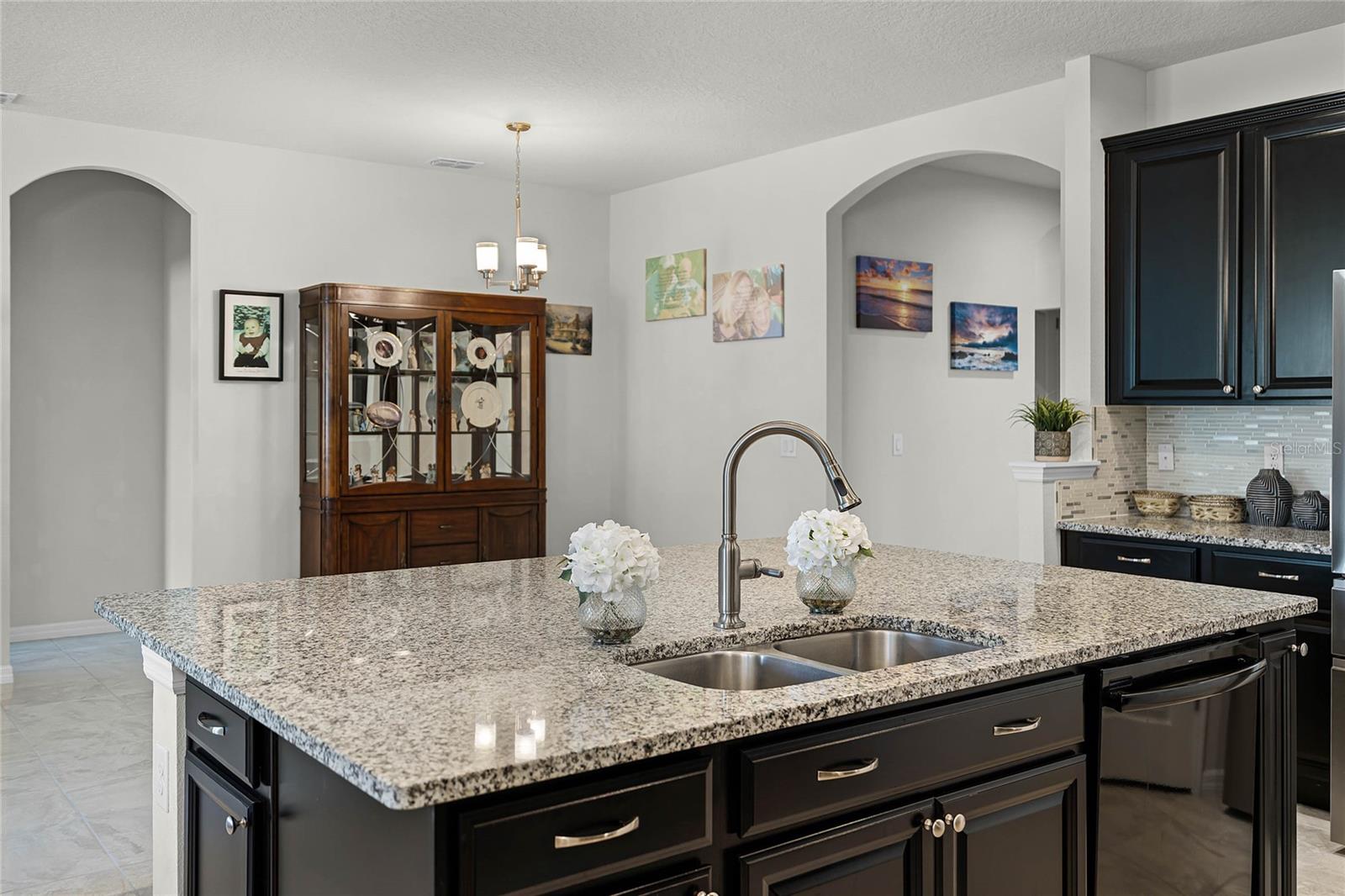 256 WHIRLAWAY DR, DAVENPORT, FL, 33837