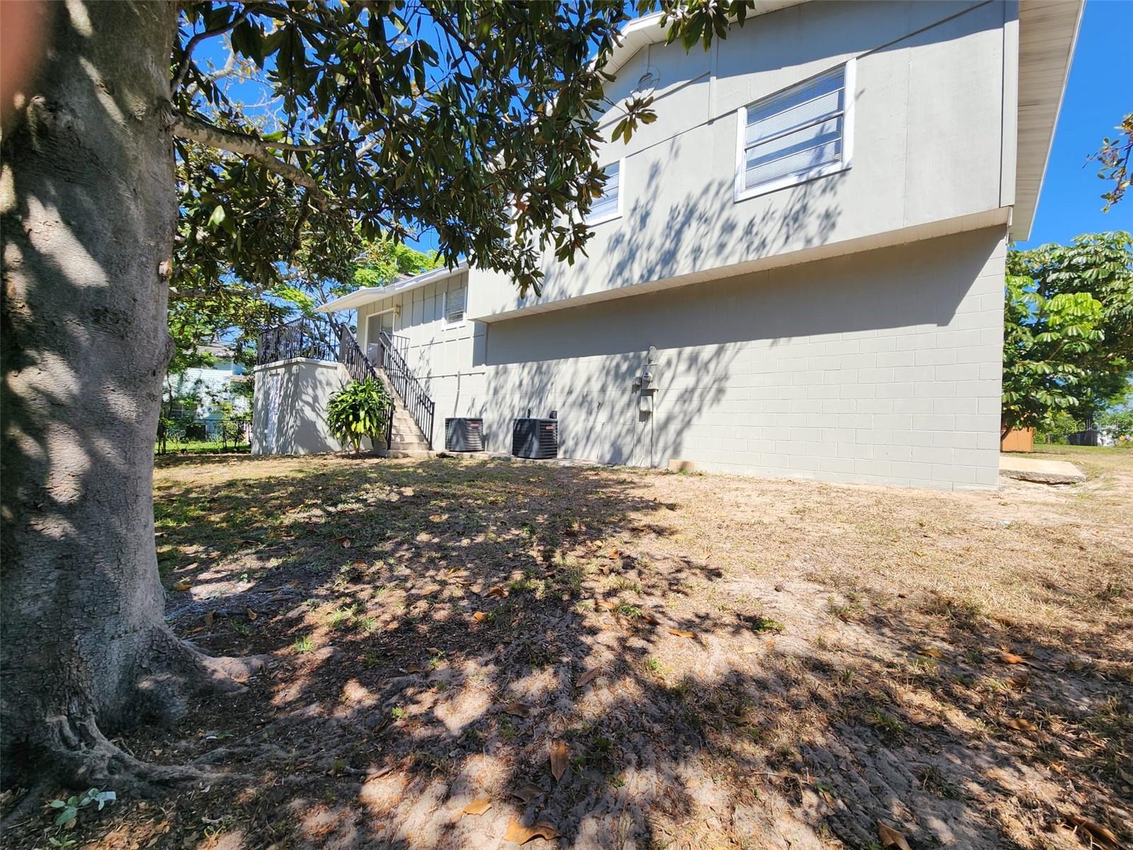 1641 E PARADISE LN, DAYTONA BEACH, FL, 32119