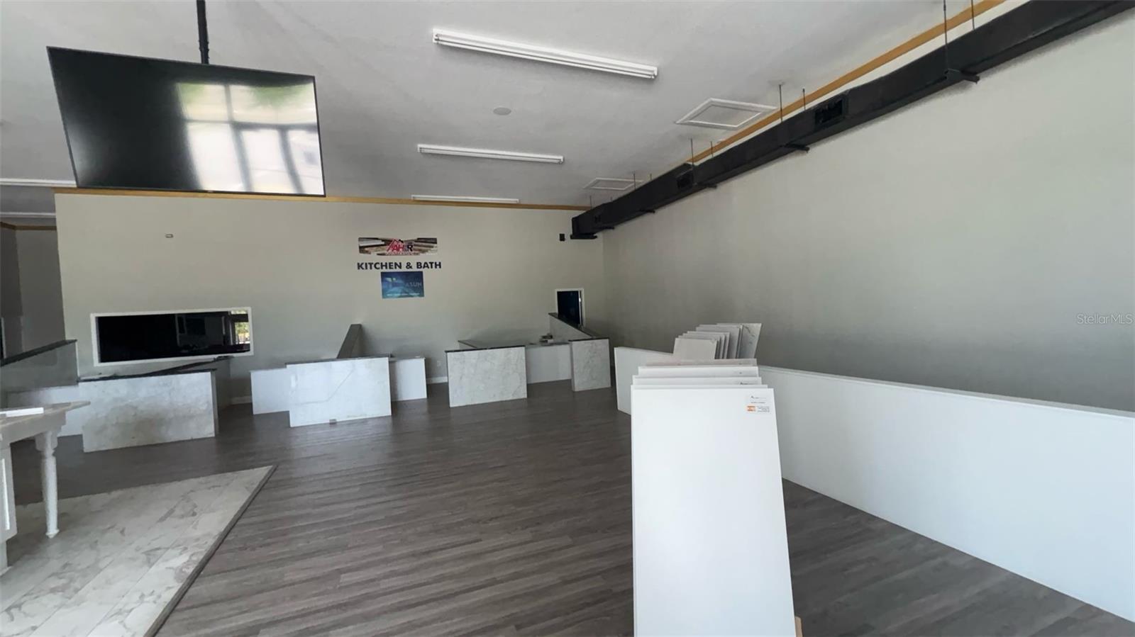 5005 N LOIS AVE, TAMPA, FL, 33614
