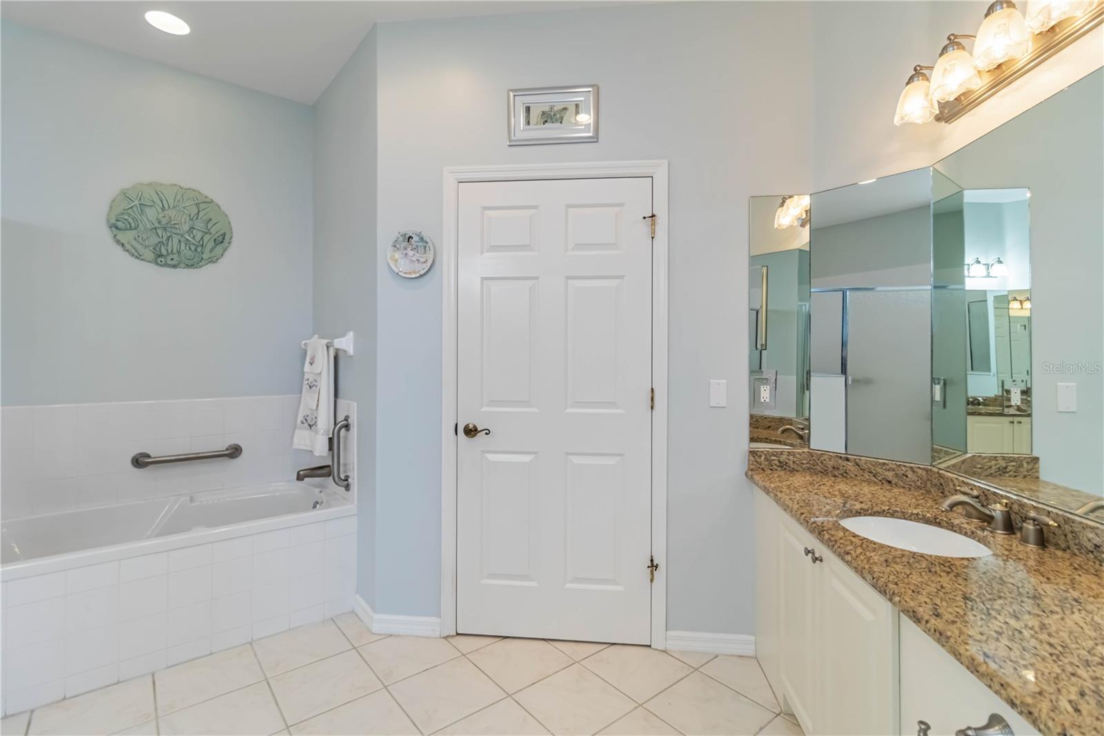25559 HERITAGE LAKE BLVD #25, PUNTA GORDA, FL, 33983