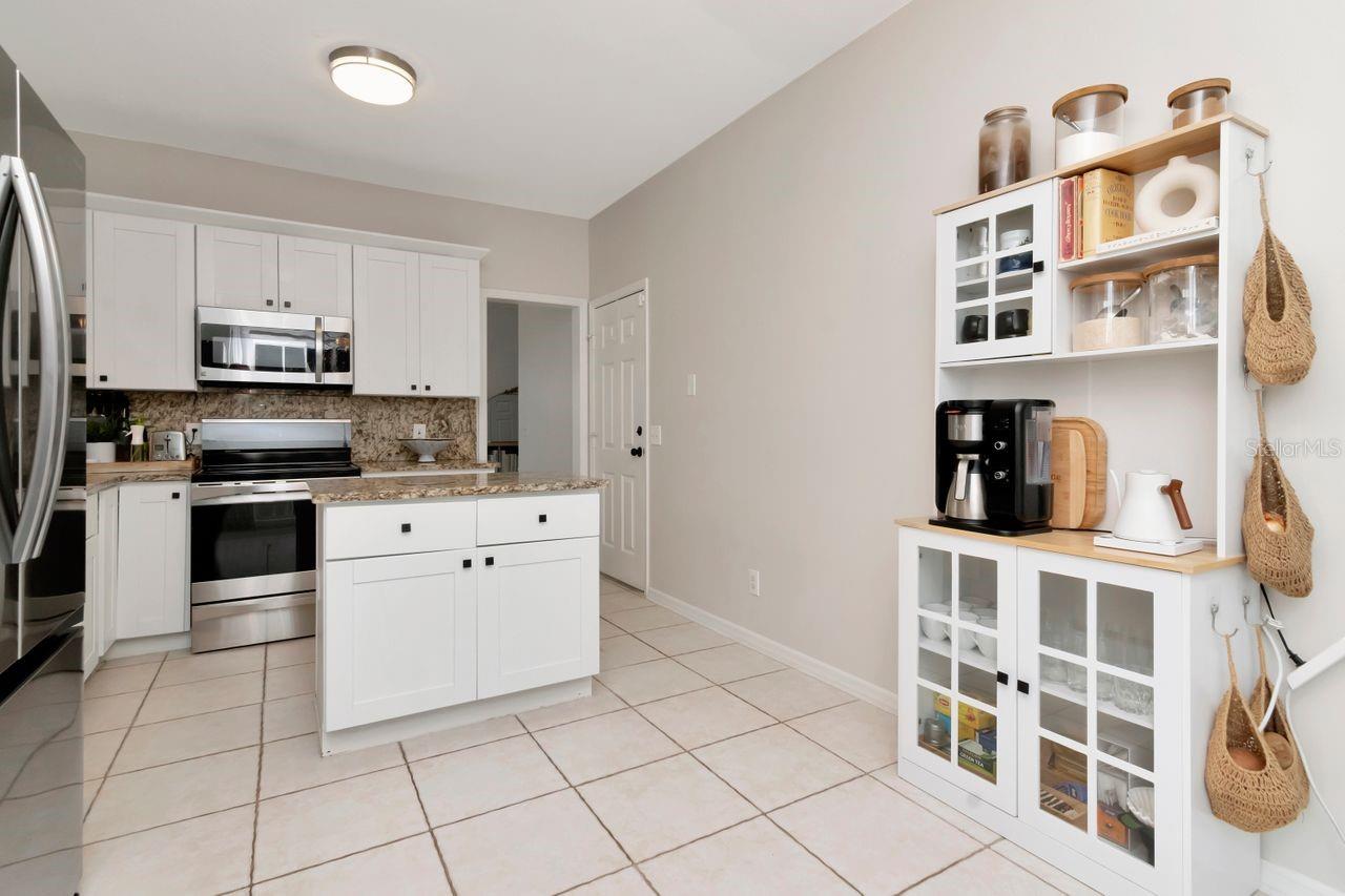 9715 PLEASANT RUN WAY, TAMPA, FL, 33647