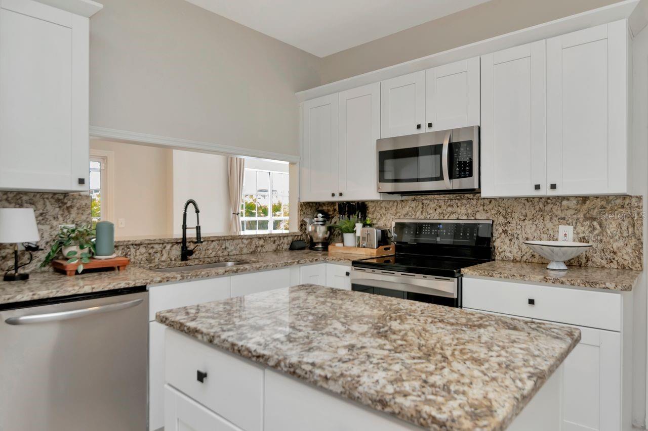 9715 PLEASANT RUN WAY, TAMPA, FL, 33647