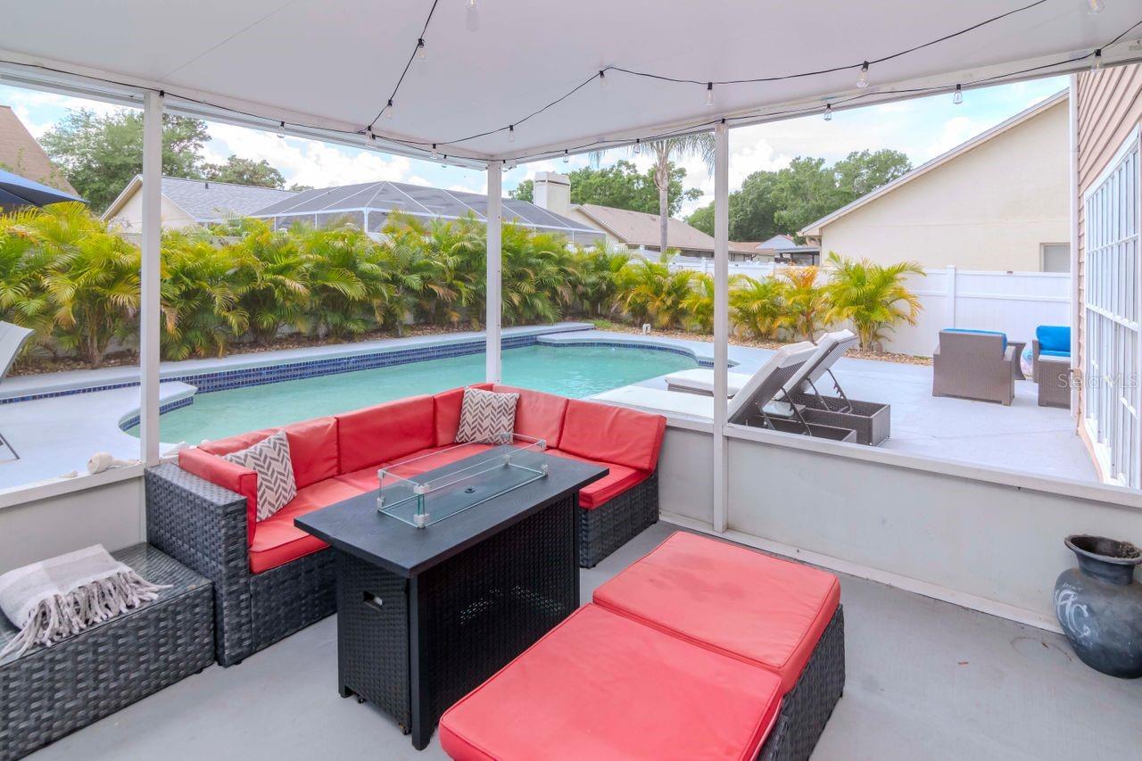 9715 PLEASANT RUN WAY, TAMPA, FL, 33647