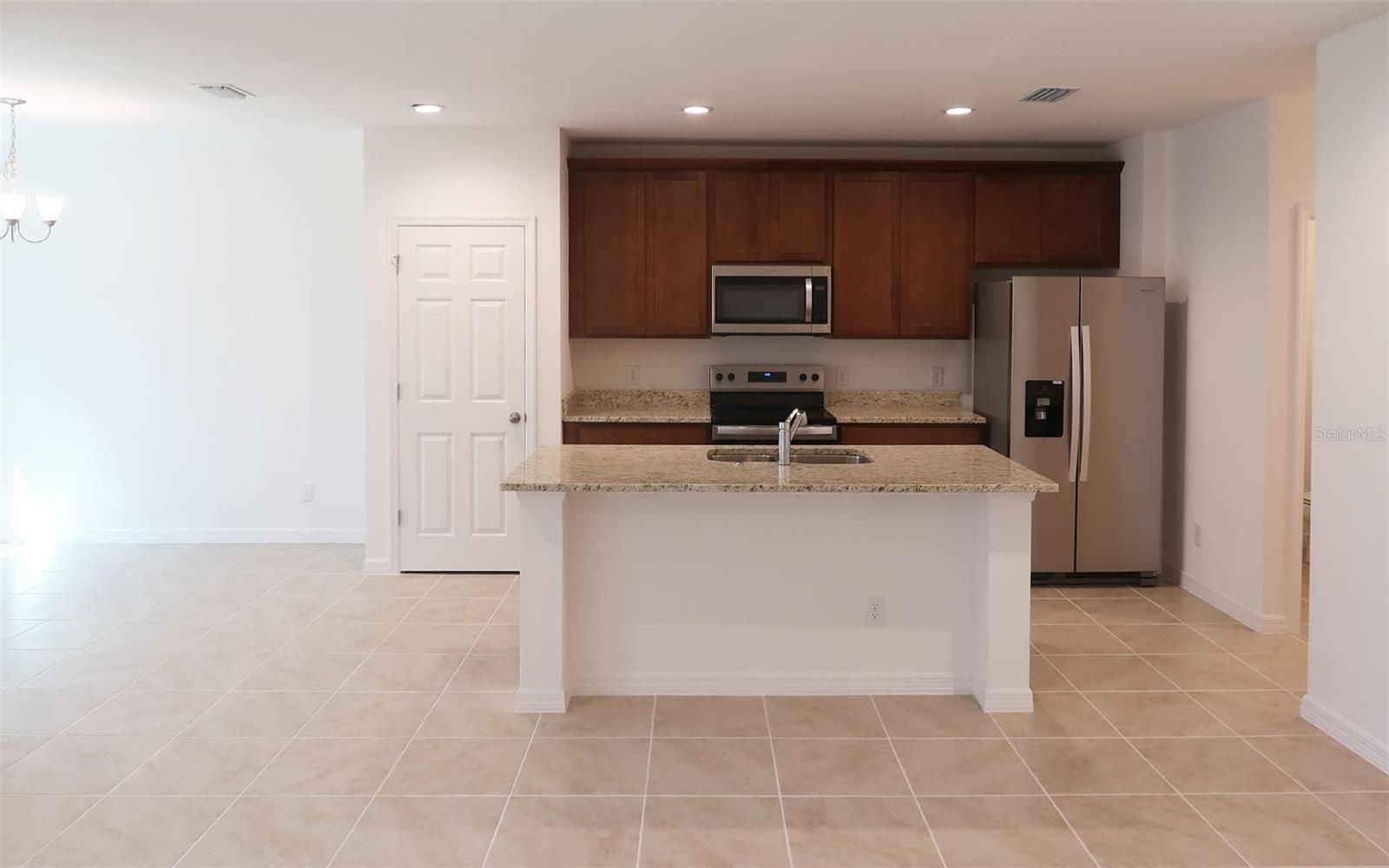 230 GLASS ONION DR, GROVELAND, FL, 34737