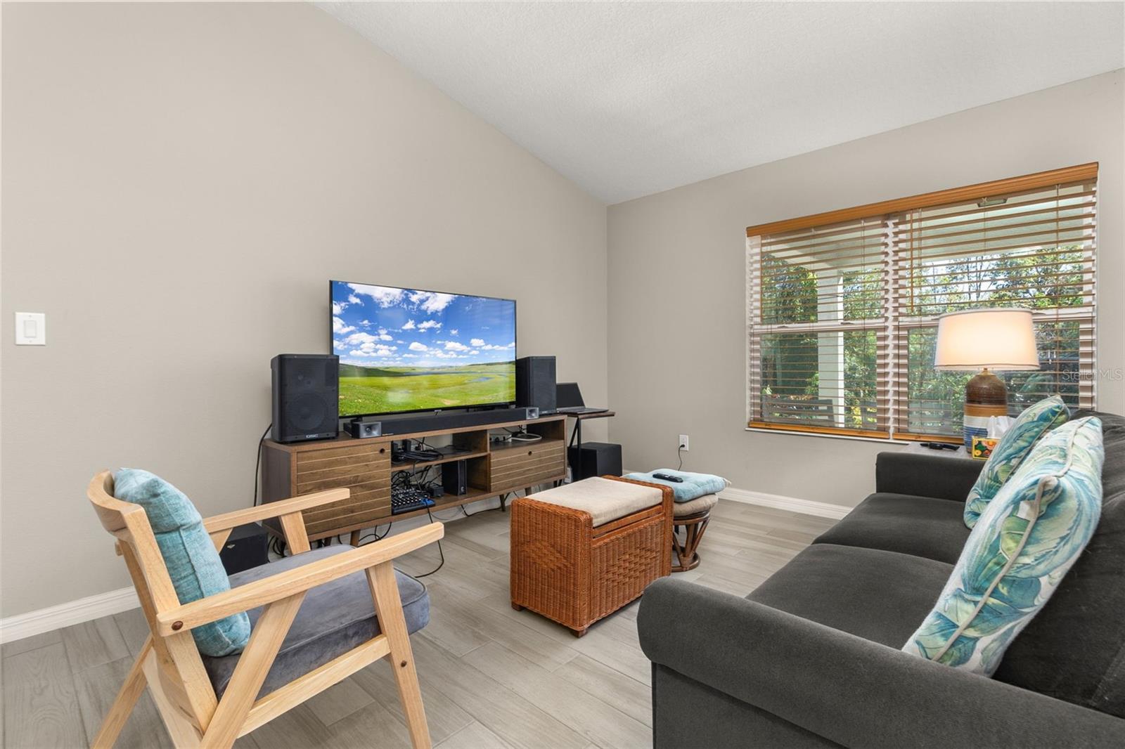 9231 FREEDOM HILL DR, SEFFNER, FL, 33584