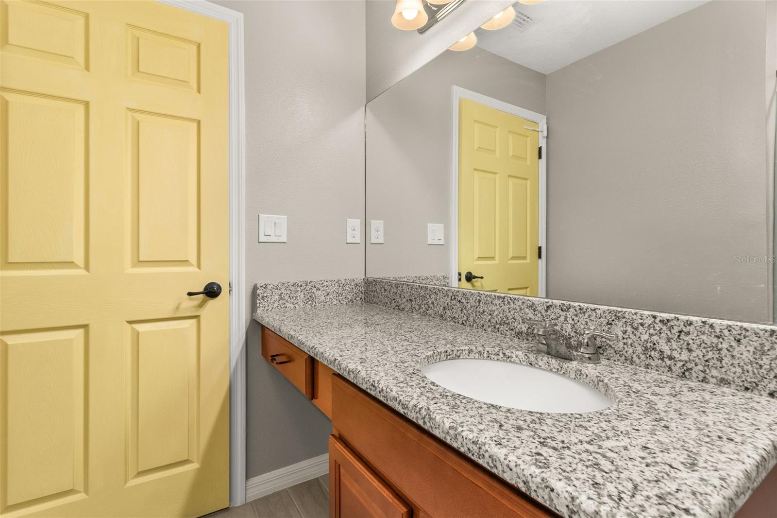 9231 FREEDOM HILL DR, SEFFNER, FL, 33584