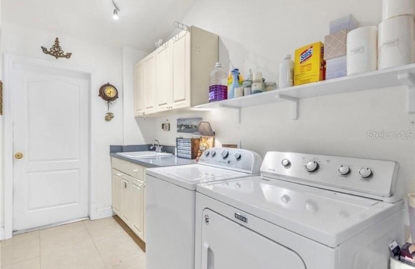 1113 NE 32ND ST, CAPE CORAL, FL, 33909
