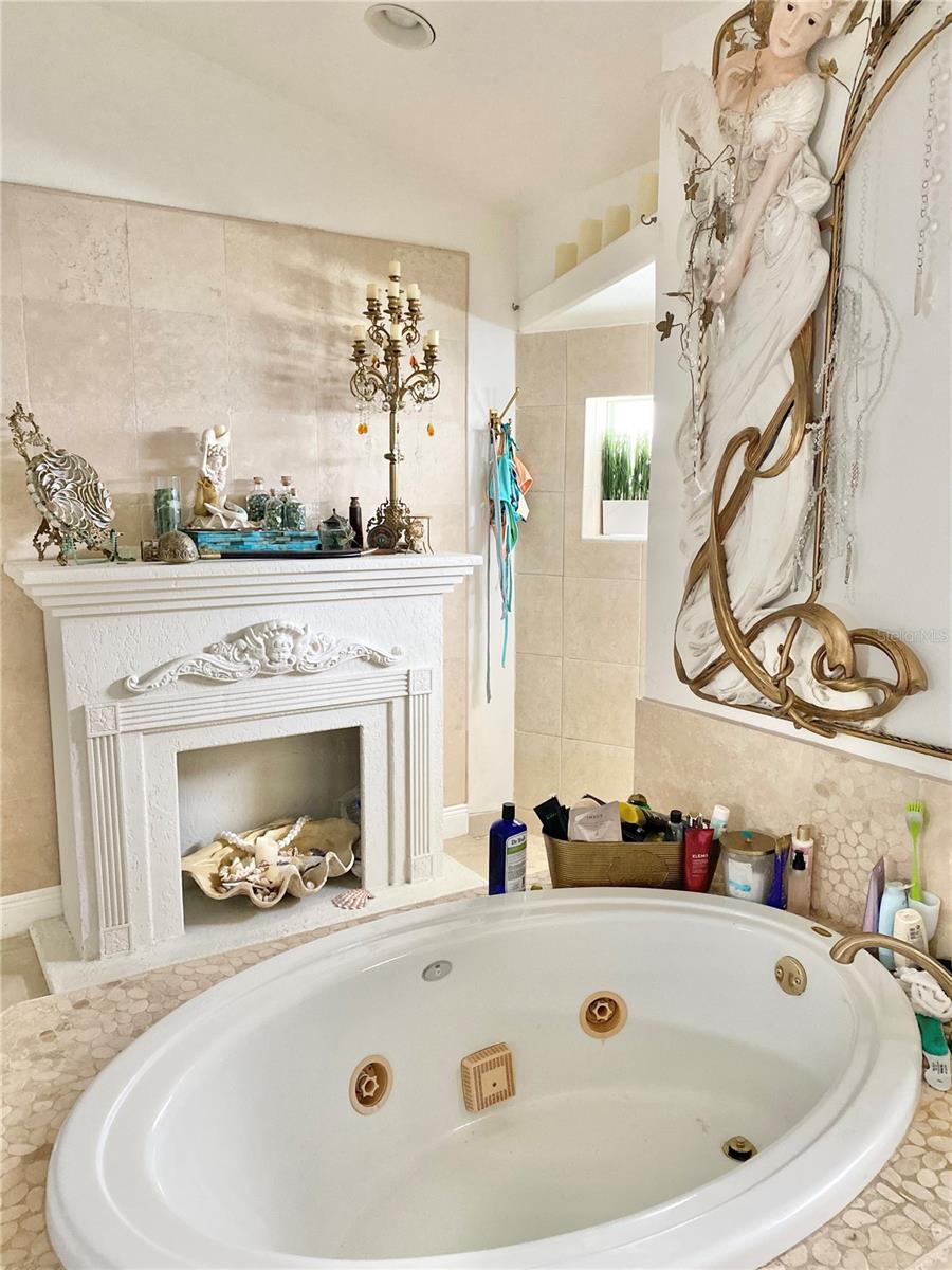 1113 NE 32ND ST, CAPE CORAL, FL, 33909