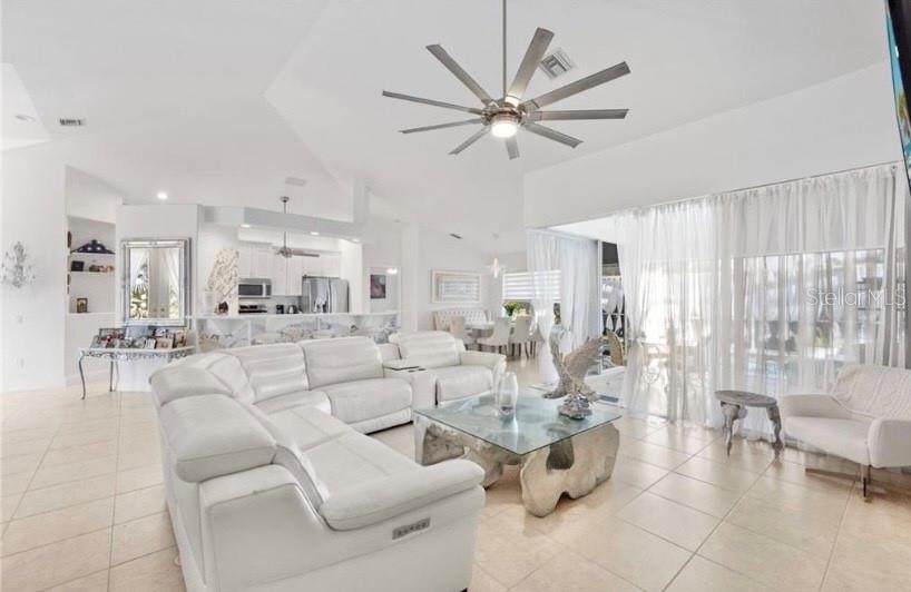 1113 NE 32ND ST, CAPE CORAL, FL, 33909