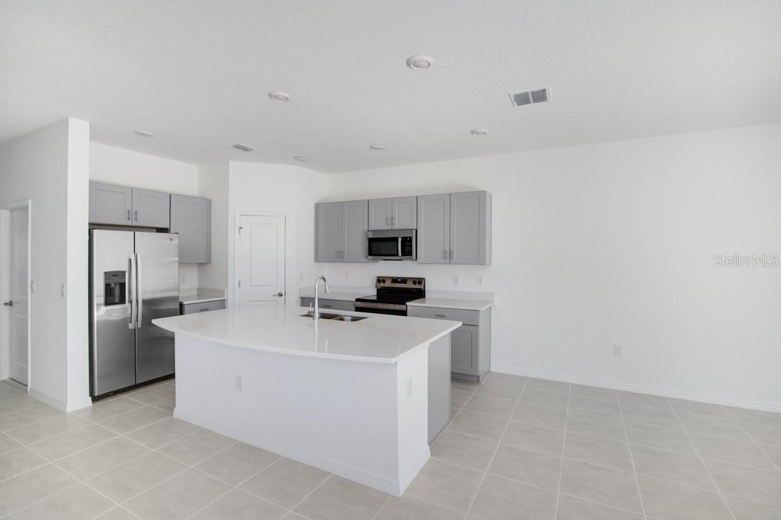 170 RIVER FRONT WAY, EDGEWATER, FL, 32141