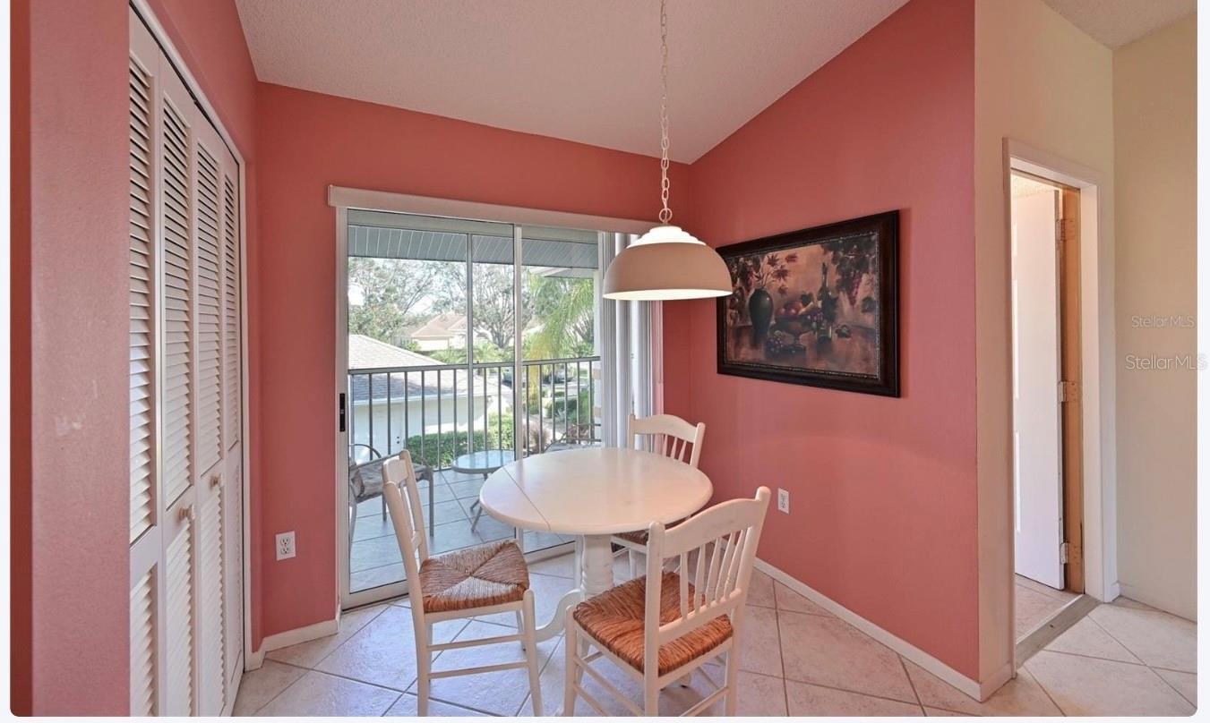 6904 DREWRYS BLF #810, BRADENTON, FL, 34203