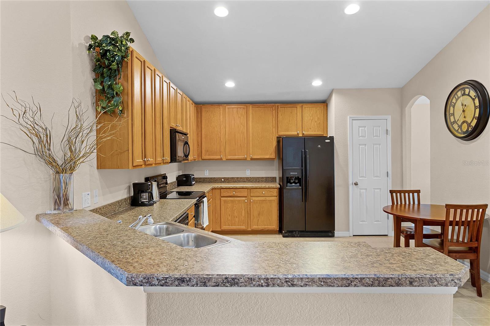 2614 SAND HILL POINT CIR, DAVENPORT, FL, 33837