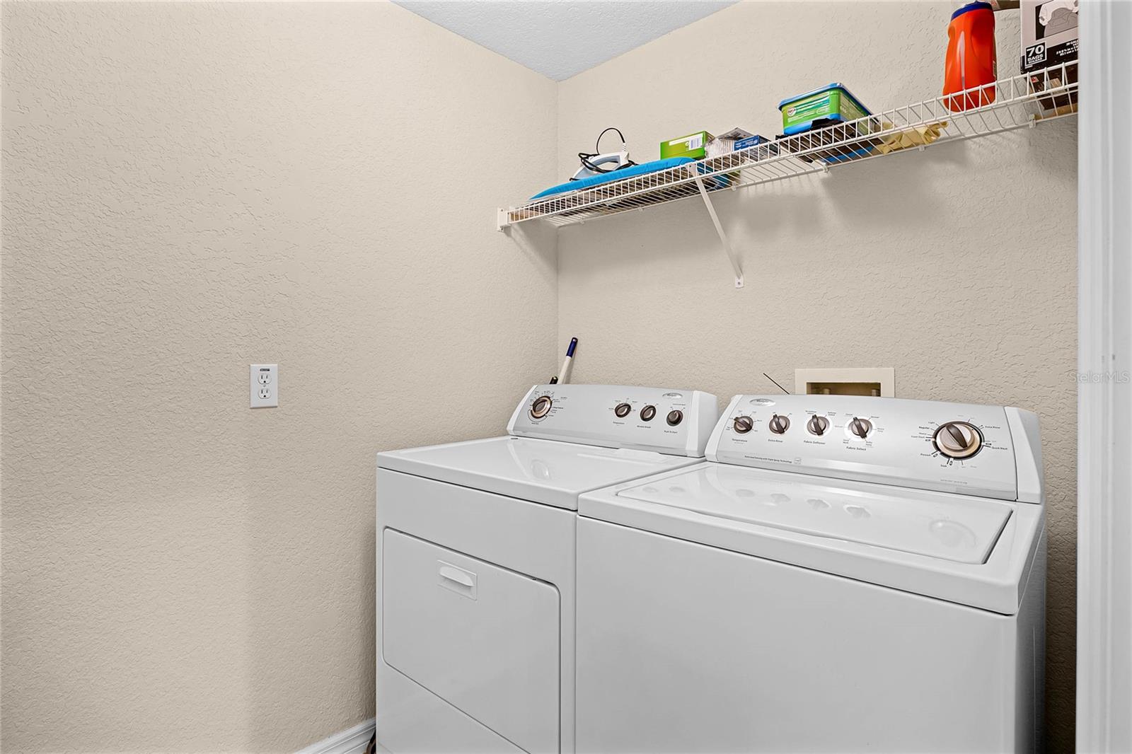 2614 SAND HILL POINT CIR, DAVENPORT, FL, 33837