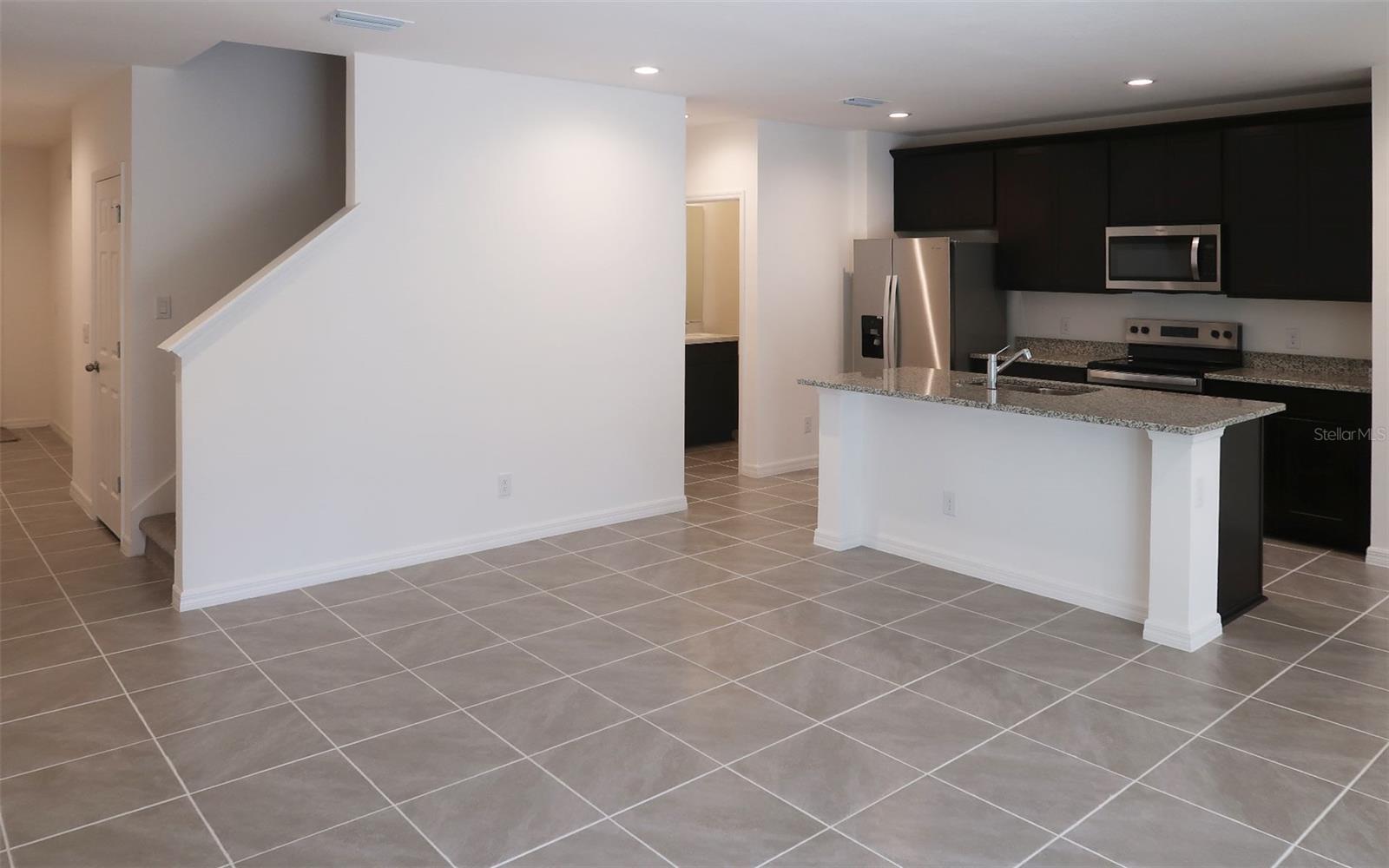 232 GLASS ONION DR, GROVELAND, FL, 34737