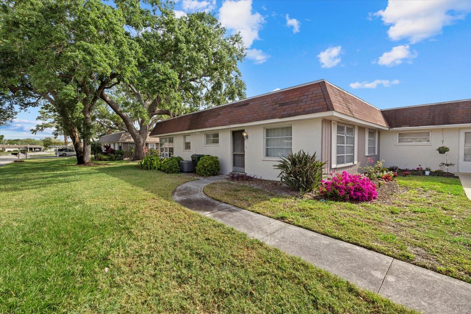 1343 GLENDALE CIR W #216, SARASOTA, FL, 34232