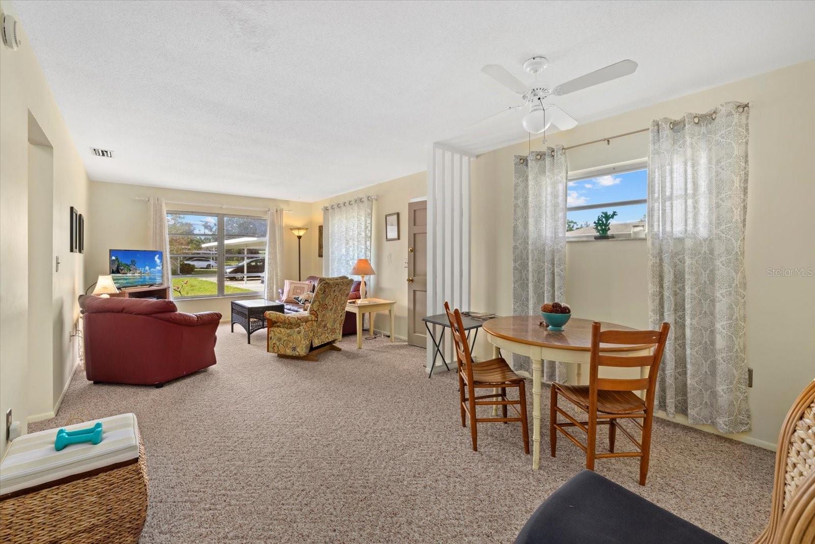 1343 GLENDALE CIR W #216, SARASOTA, FL, 34232
