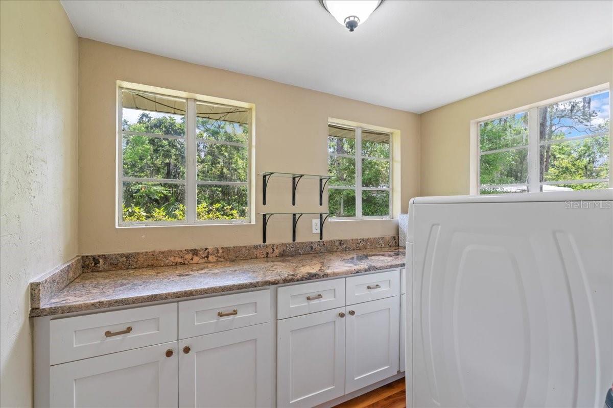 805 NE 10TH PL, GAINESVILLE, FL, 32601