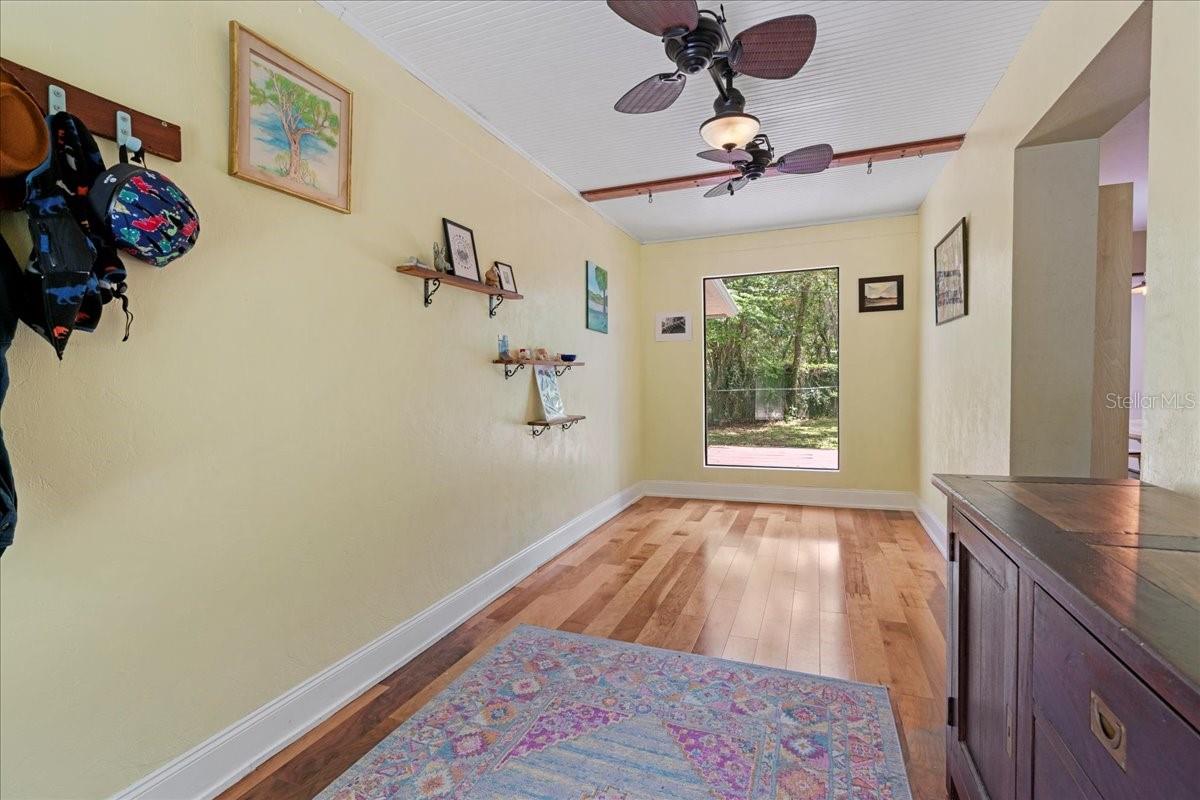805 NE 10TH PL, GAINESVILLE, FL, 32601