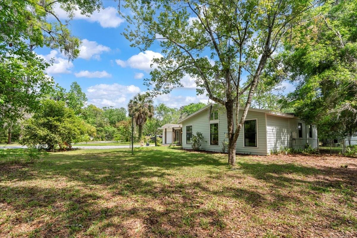 805 NE 10TH PL, GAINESVILLE, FL, 32601