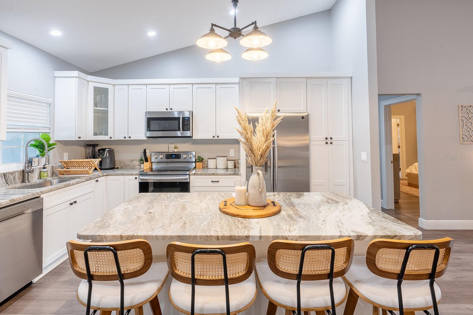 690 E STANFORD ST, BARTOW, FL, 33830