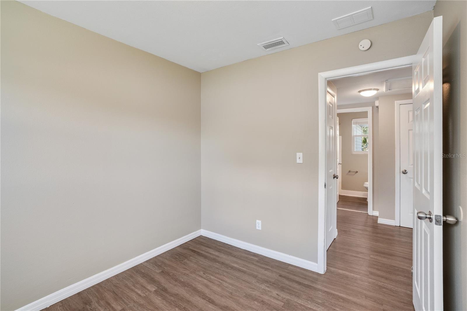 1913 DELAROCHE DR W, JACKSONVILLE, FL, 32210