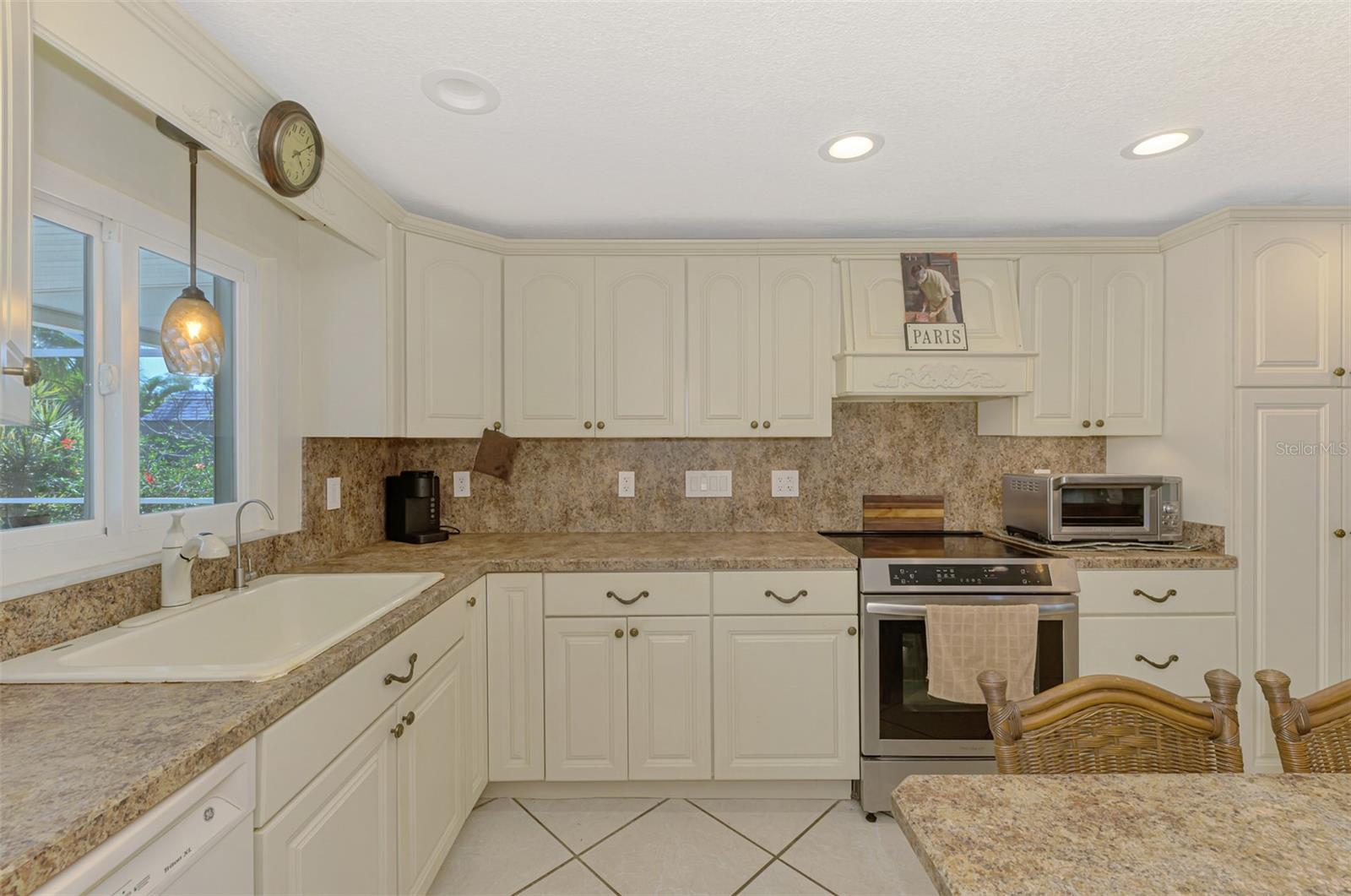 403 PICASSO DR, NOKOMIS, FL, 34275