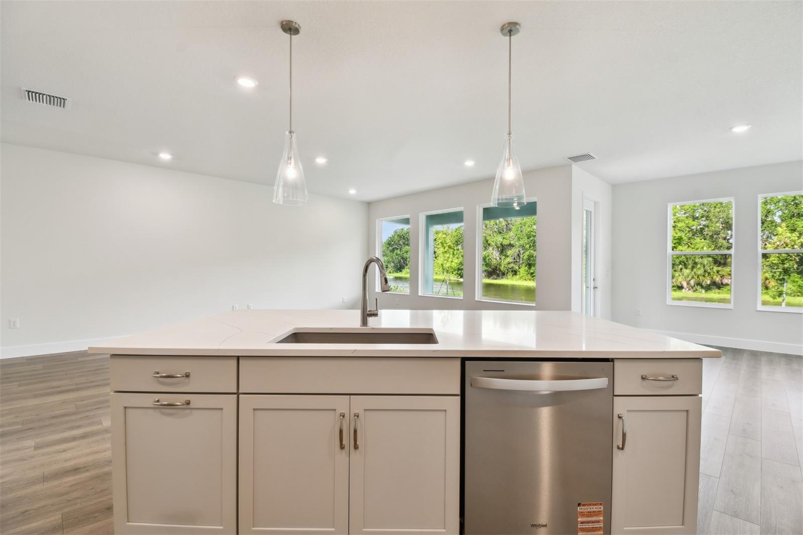 3319 GUANABANA XING, WESLEY CHAPEL, FL, 33543