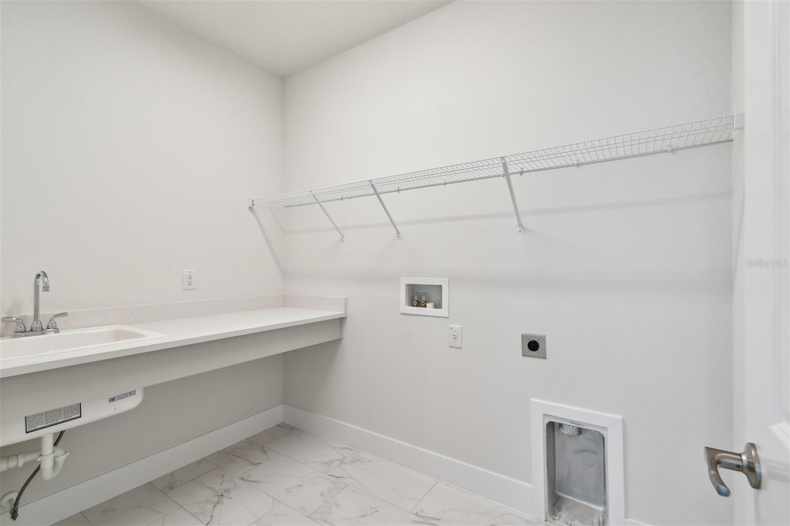 3319 GUANABANA XING, WESLEY CHAPEL, FL, 33543