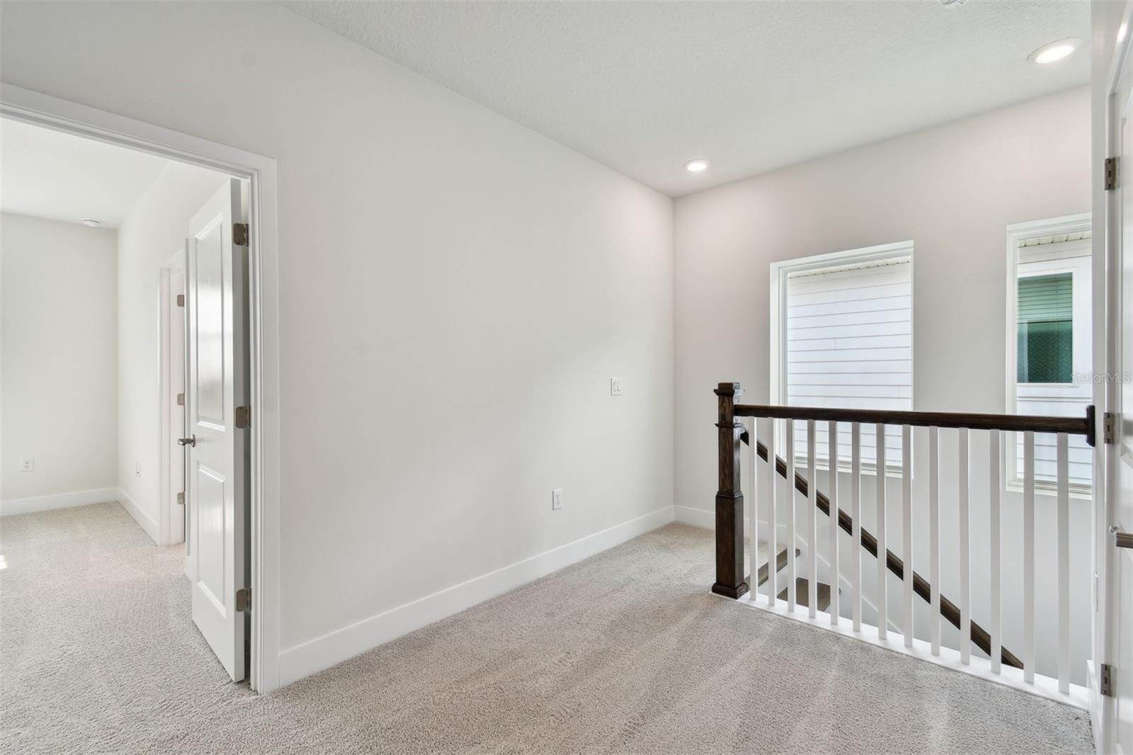 3319 GUANABANA XING, WESLEY CHAPEL, FL, 33543