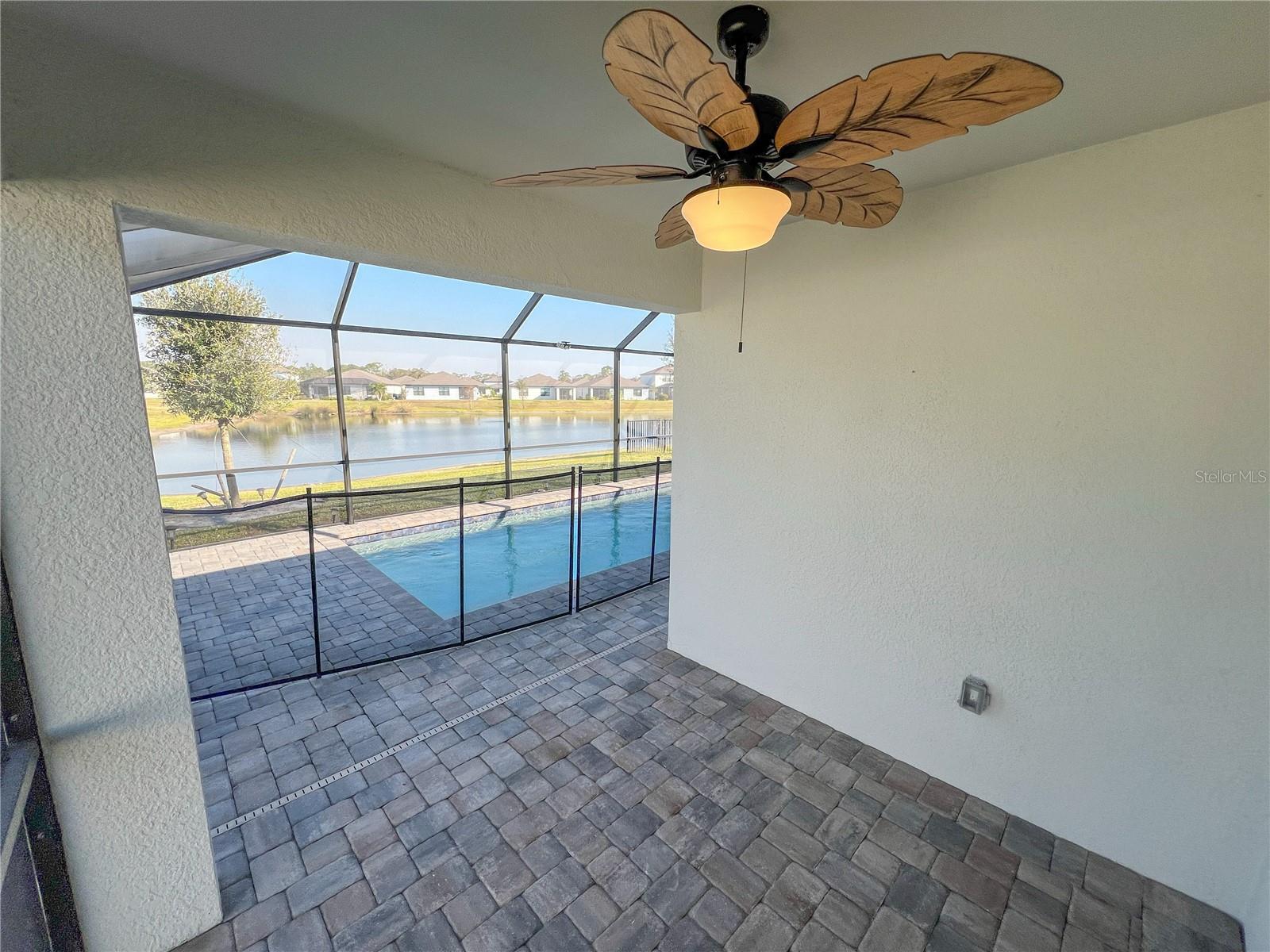 10811 FIREBUSH CIR, NORTH FORT MYERS, FL, 33917