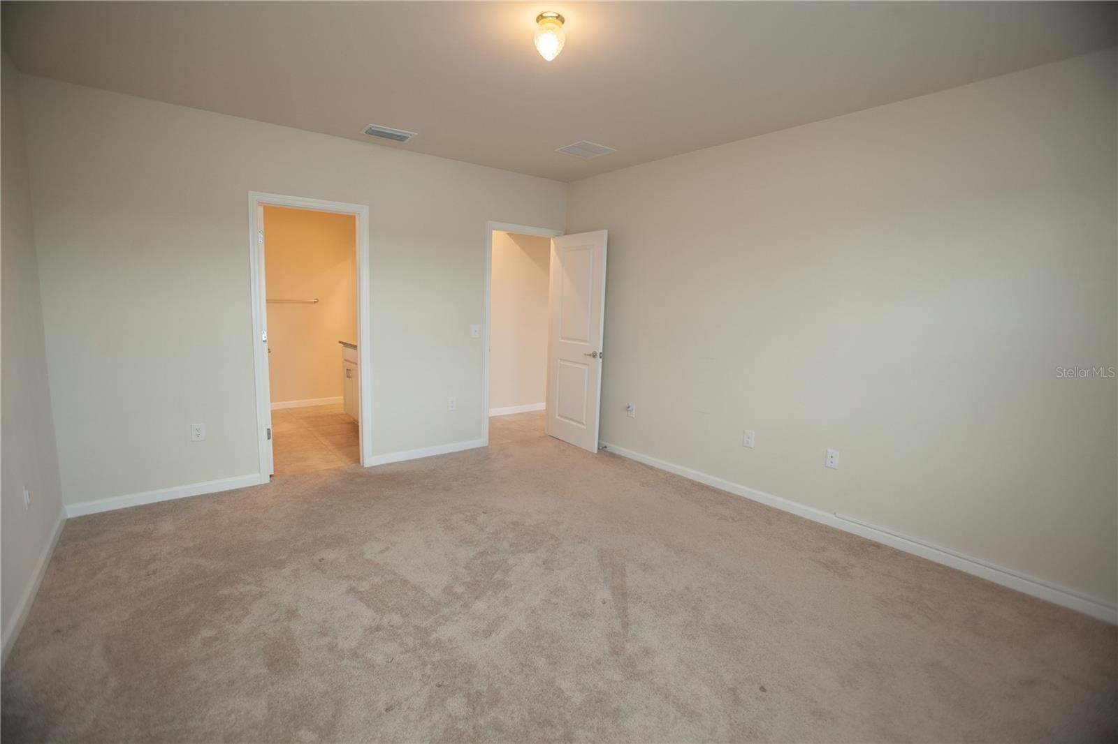 10811 FIREBUSH CIR, NORTH FORT MYERS, FL, 33917