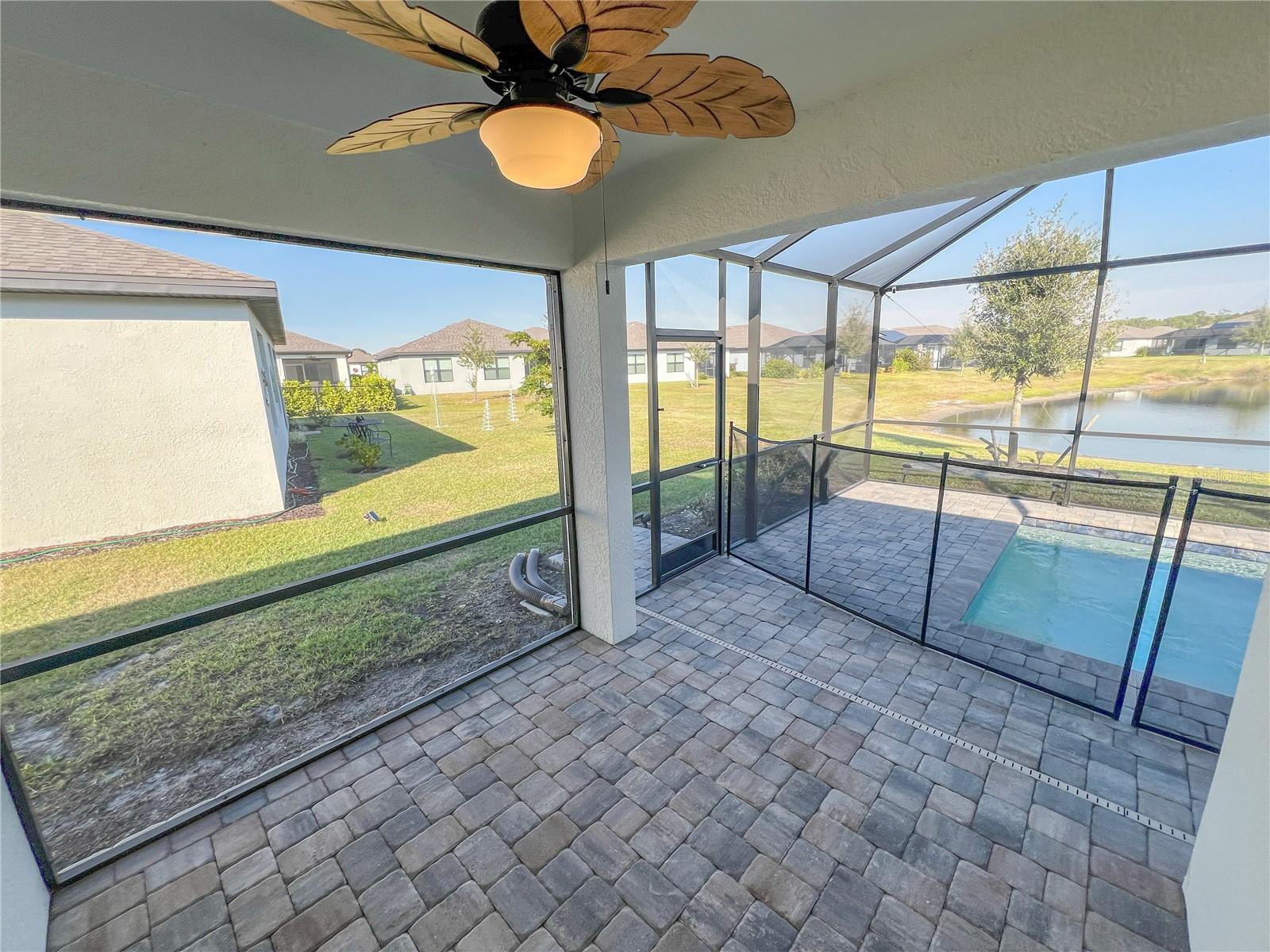 10811 FIREBUSH CIR, NORTH FORT MYERS, FL, 33917