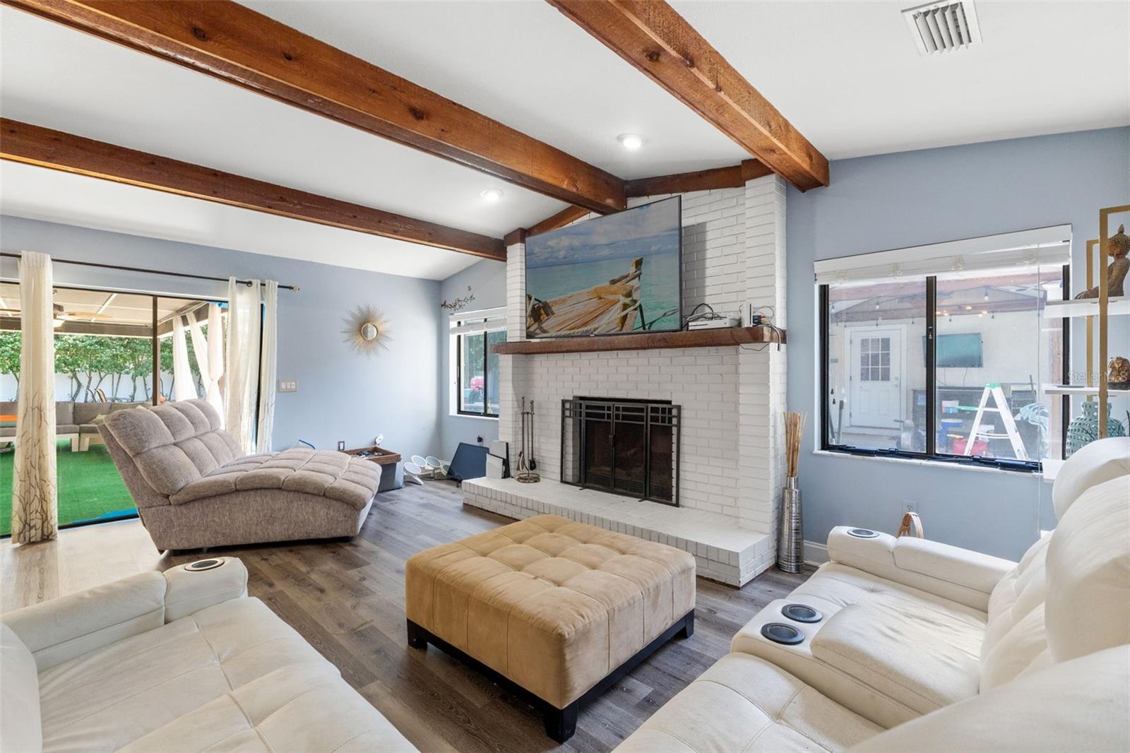 6204 SOARING AVE, TEMPLE TERRACE, FL, 33617