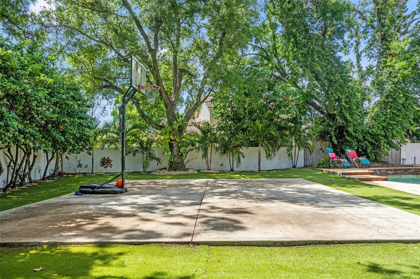 6204 SOARING AVE, TEMPLE TERRACE, FL, 33617