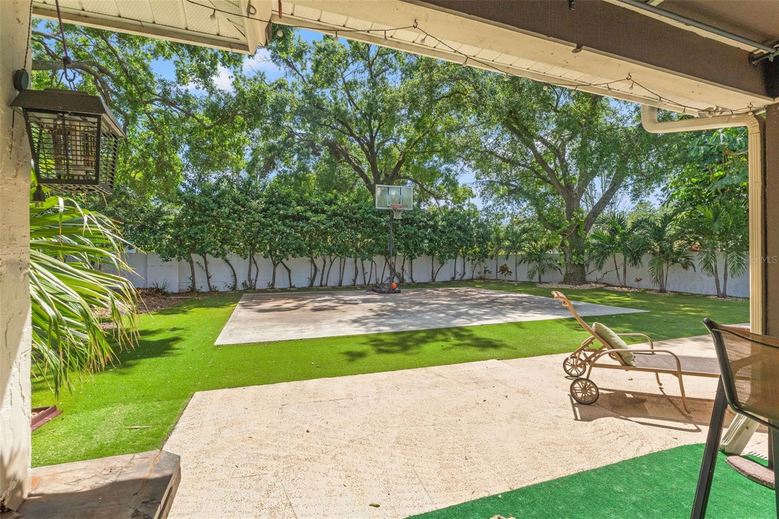 6204 SOARING AVE, TEMPLE TERRACE, FL, 33617