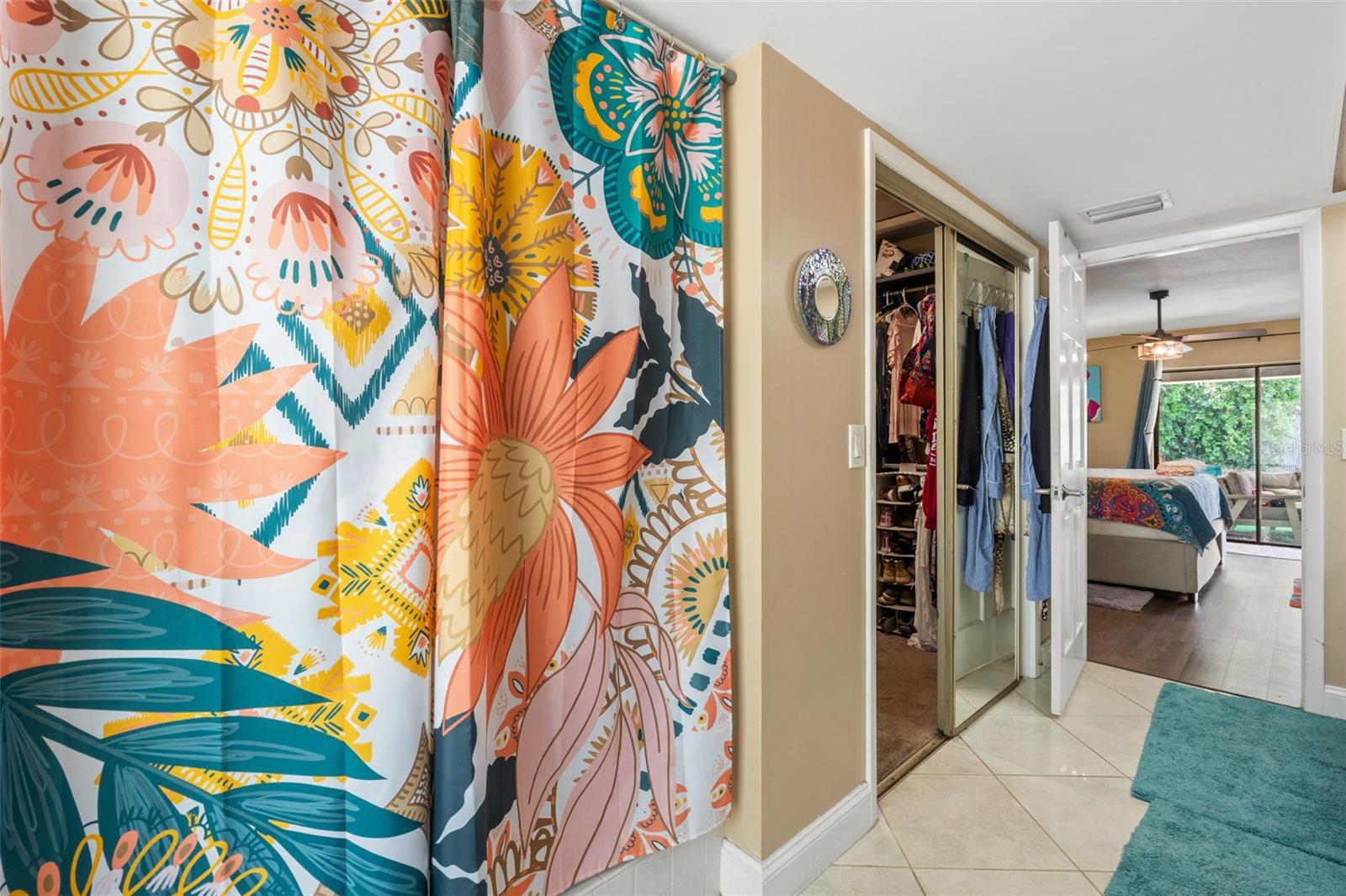 6204 SOARING AVE, TEMPLE TERRACE, FL, 33617