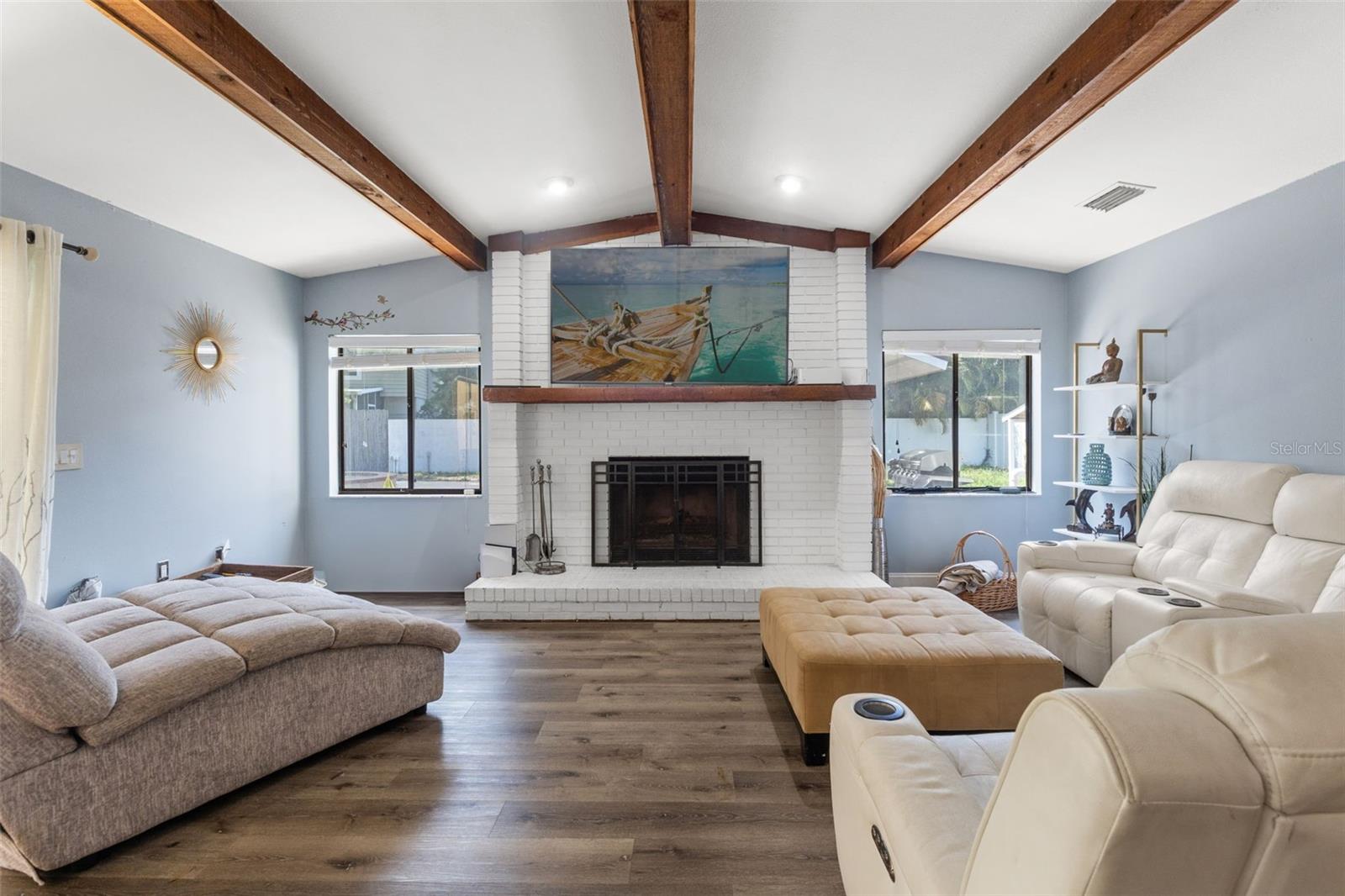 6204 SOARING AVE, TEMPLE TERRACE, FL, 33617