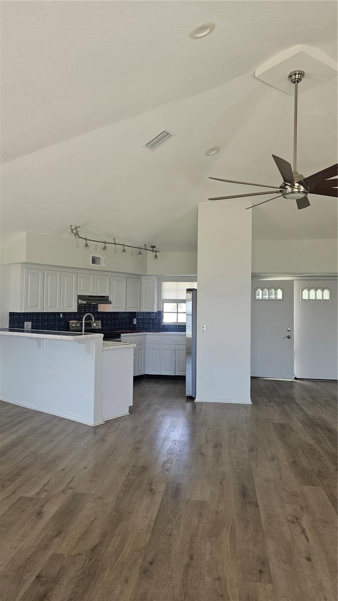 6940 4TH ST S, ST PETERSBURG, FL, 33705