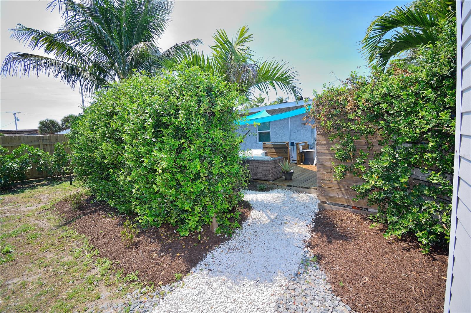325 N ORLANDO AVE, COCOA BEACH, FL, 32931