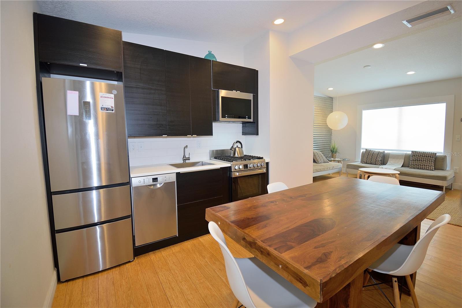 325 N ORLANDO AVE, COCOA BEACH, FL, 32931