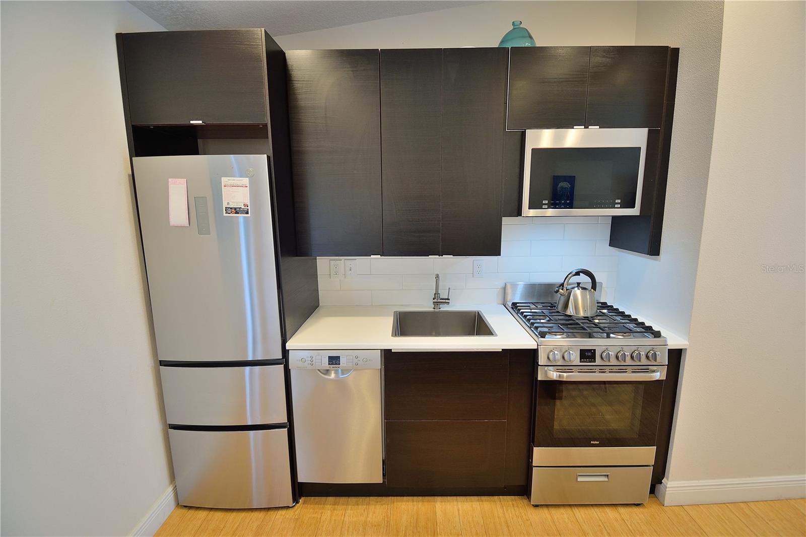 325 N ORLANDO AVE, COCOA BEACH, FL, 32931