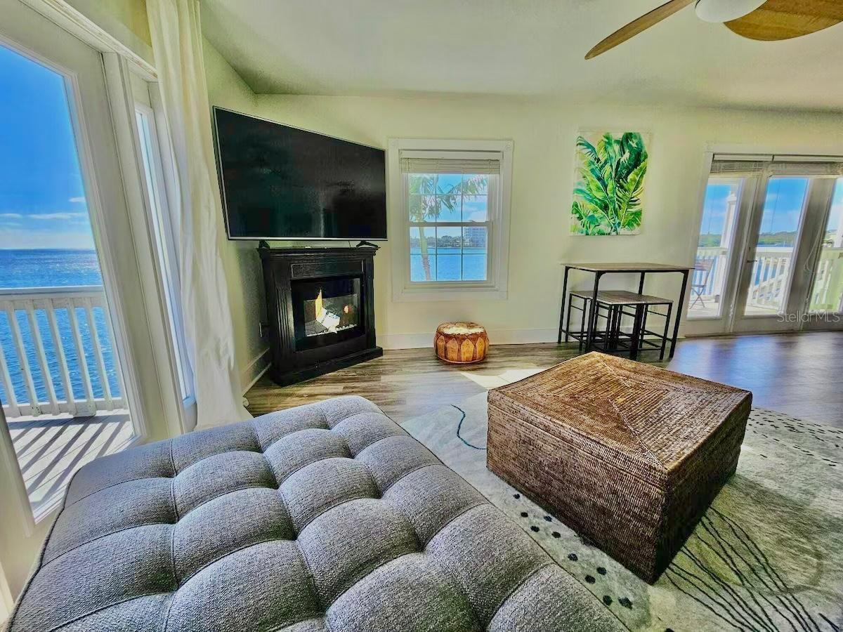 5285 COQUINA KEY DR SE #C, ST PETERSBURG, FL, 33705