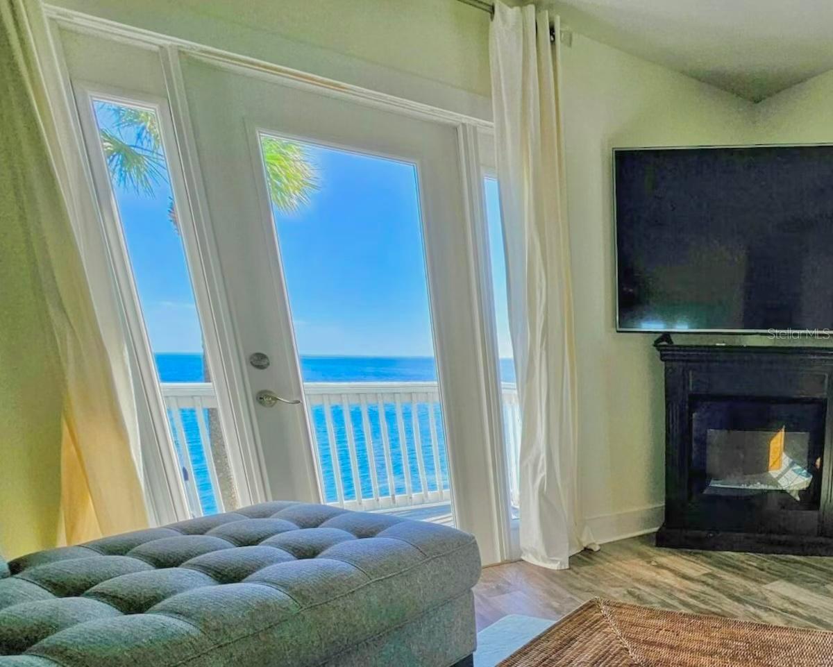 5285 COQUINA KEY DR SE #C, ST PETERSBURG, FL, 33705